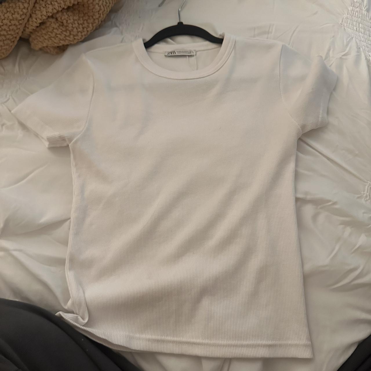 Plain white Zara t shirt worn twice - Depop