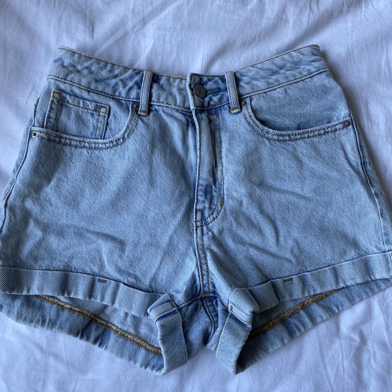 pacsun jean shorts size 23, fits a size 00-0 best :)... - Depop