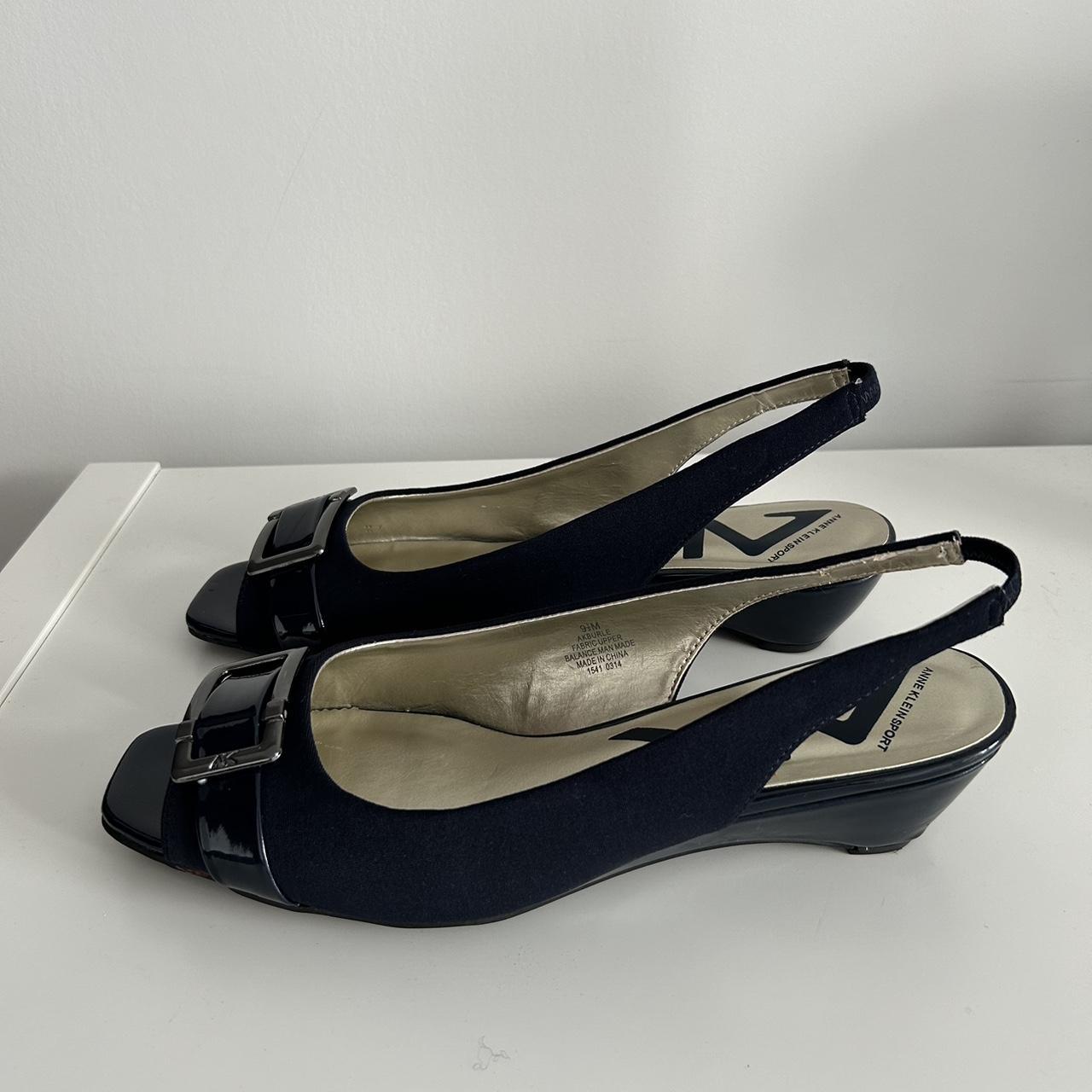 Anne klein store navy sandals