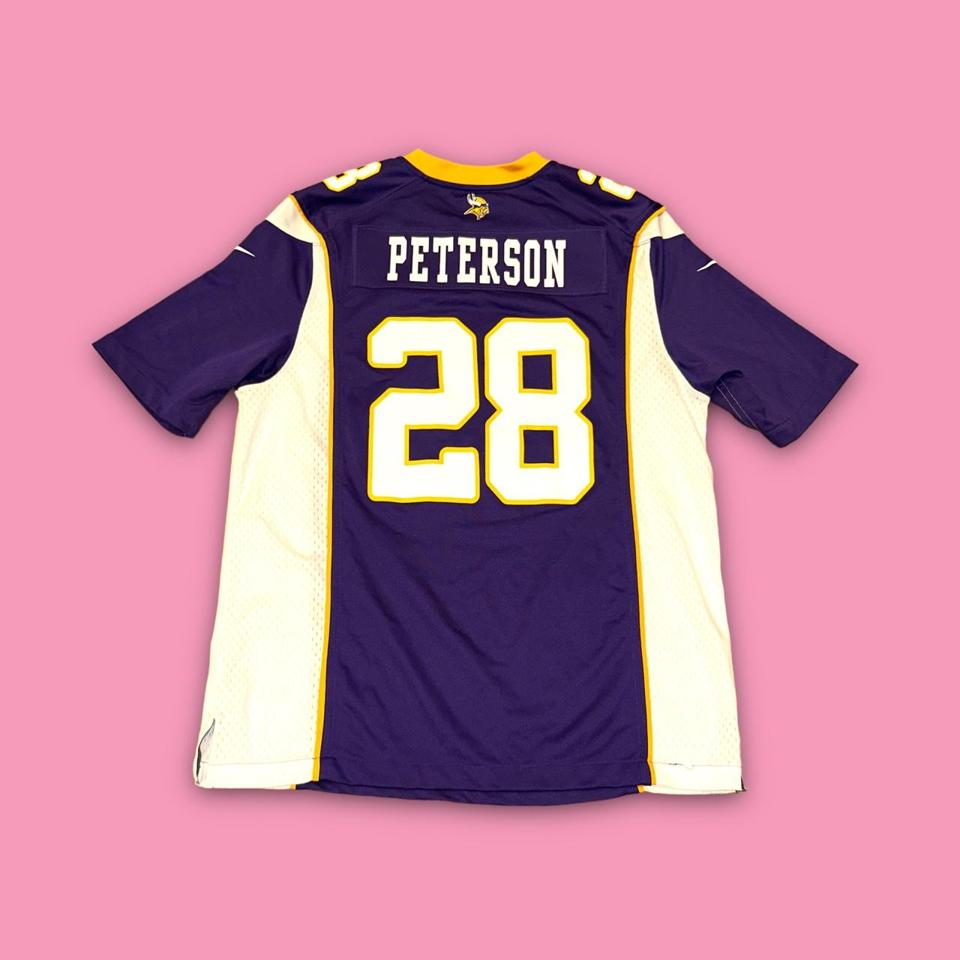 Minnesota Vikings Adrian Peterson Nike t-shirt - Depop