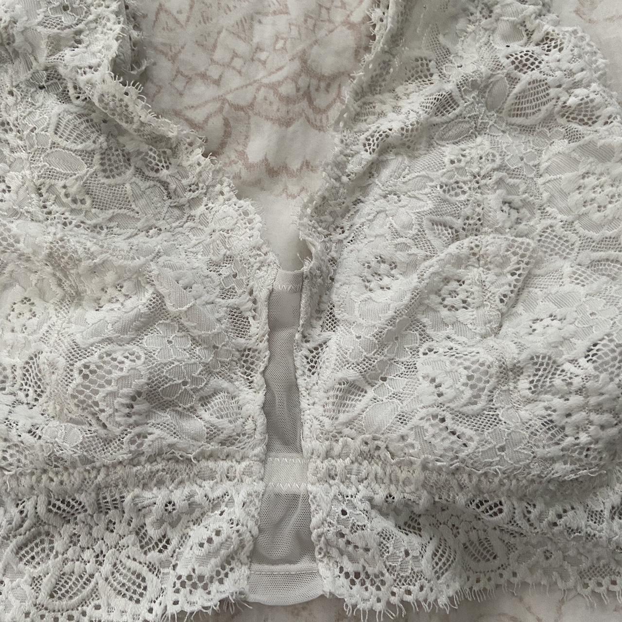 Aerie white lace bralette with back clasps and... - Depop