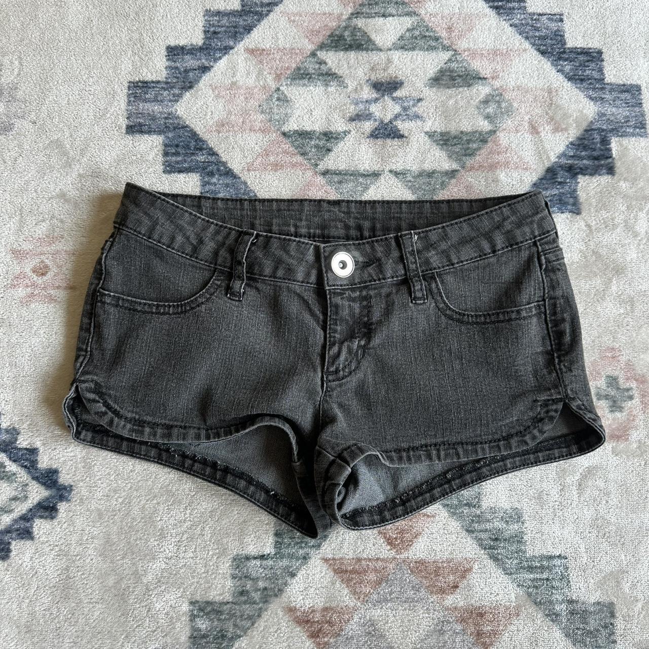 item listed by strickersshop