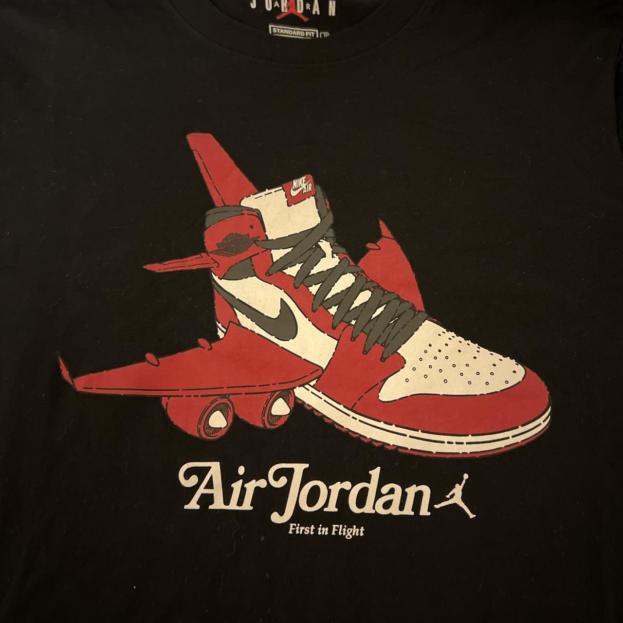 Sneakerhead shirt. Size M - Depop