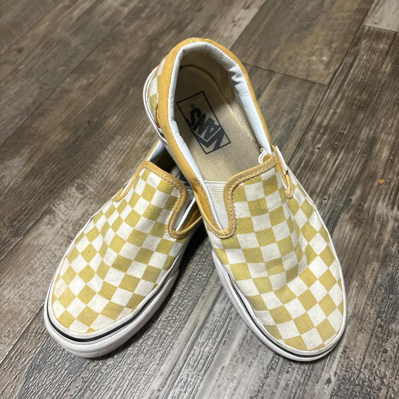 Yellow vans fashion checkered