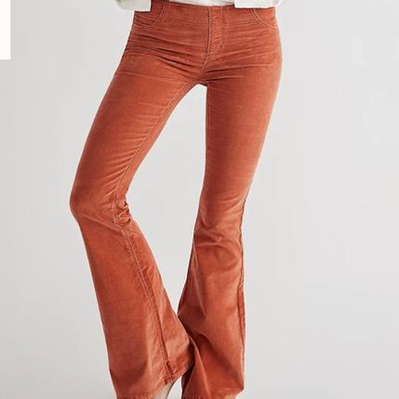 Free People Pull On Corduroy Flare in Earth & Soil - Size 24