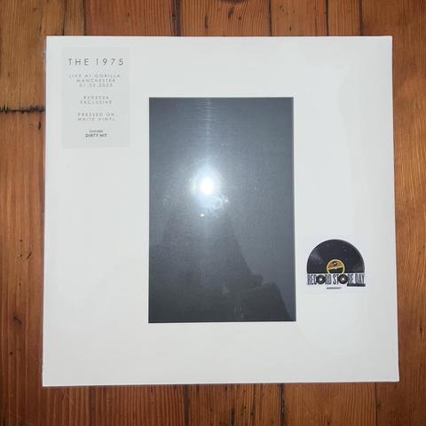 ミュージシャン THE 1975 UK&EUROPE ZINE UK & Europe Zine now live : r/the1975