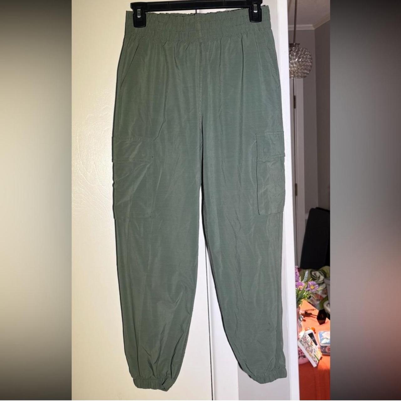 Fabletics Women's Pants - Green/Khaki - XS – Sage… - image 1