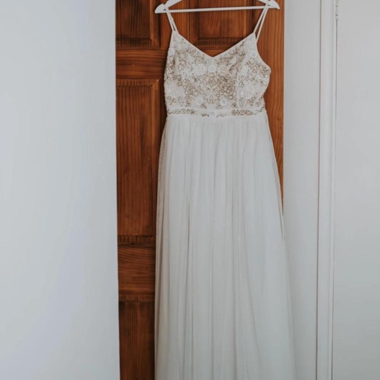 Embroidered wedding dress 💍 French Depop