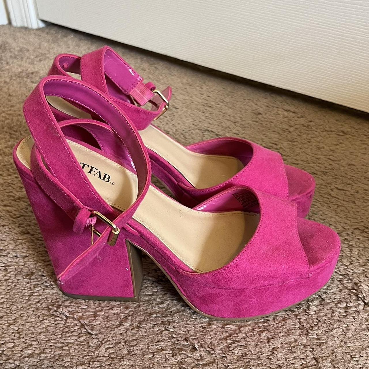 hot pink platform heels worn once, in great... - Depop