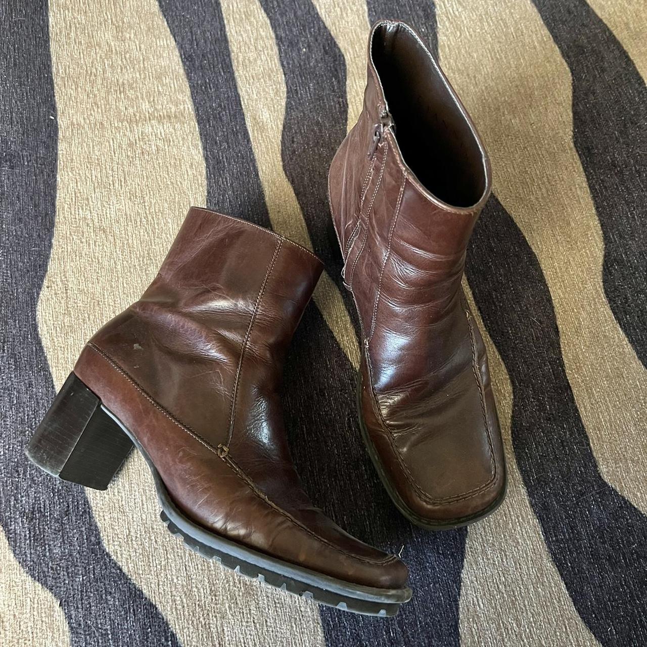 Gianni Bini Women's Brown and Tan Boots | Depop