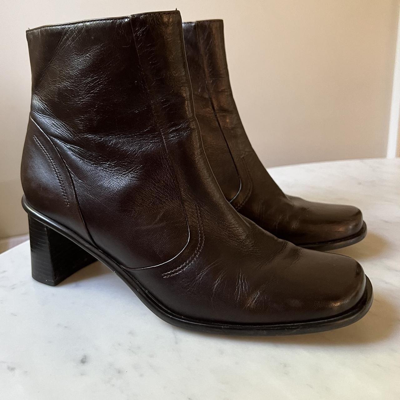vintage etienne aigner boots