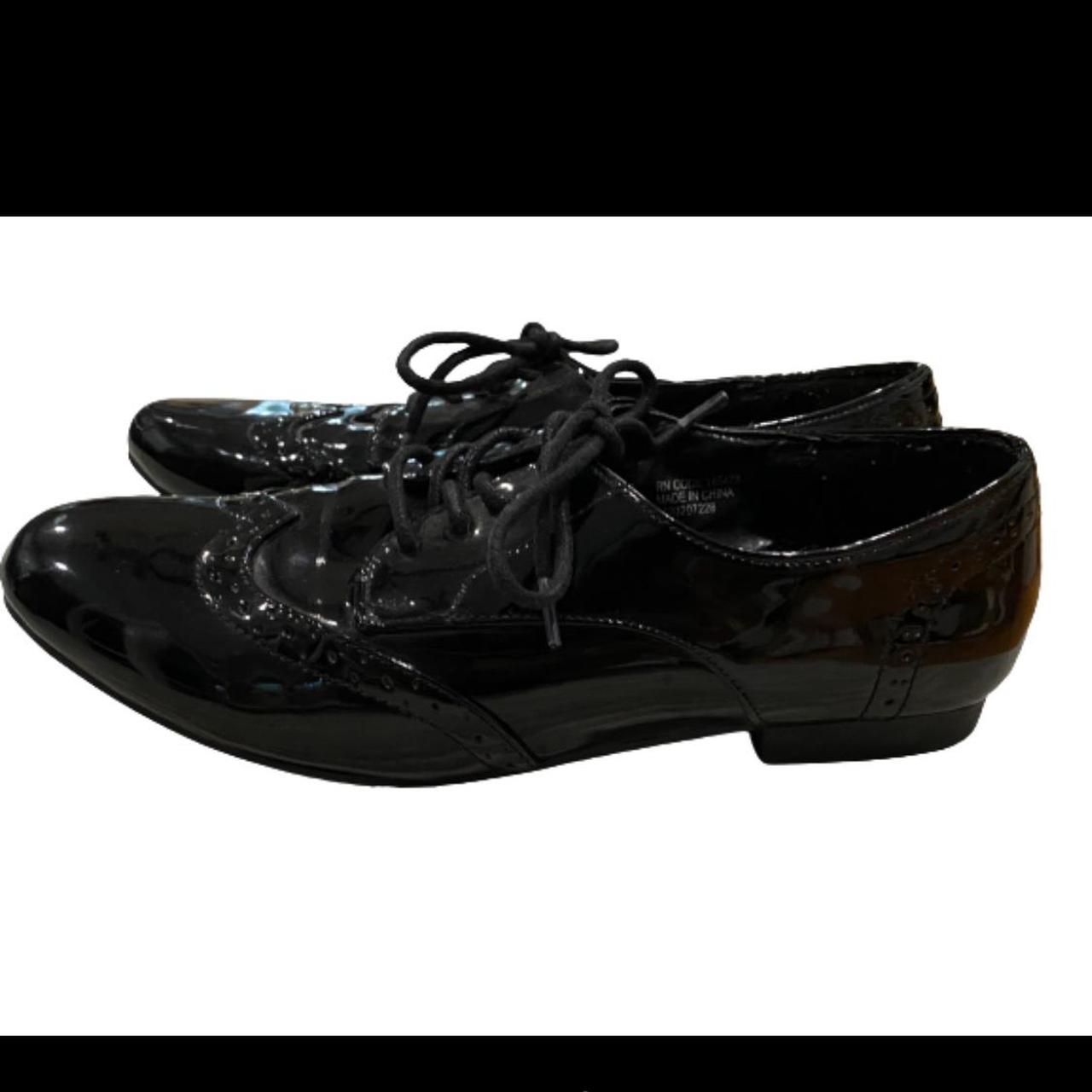 Black loafer shoes, worn once Depop payments only Depop