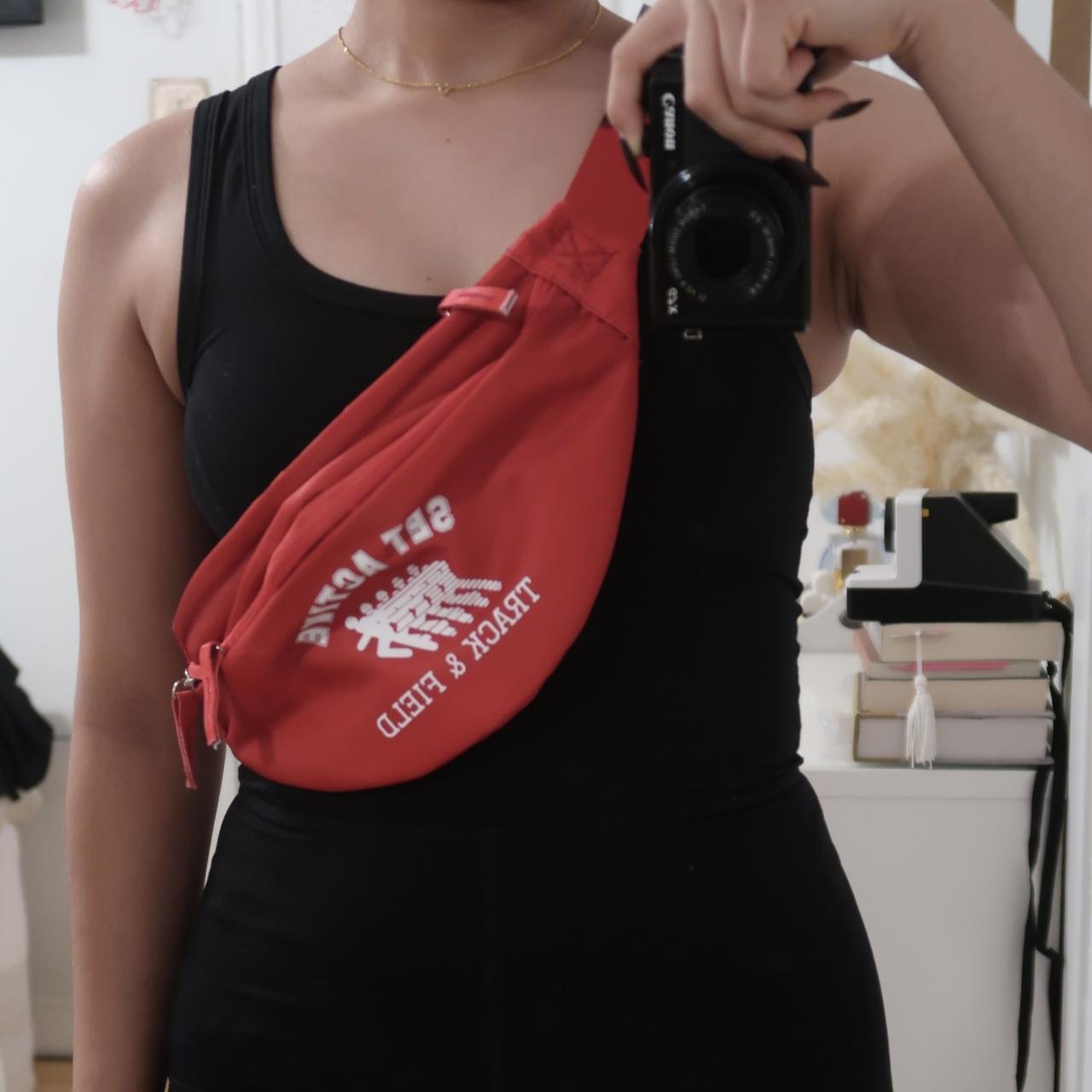 Lululemon Fanny pack Great condition, I just never - Depop