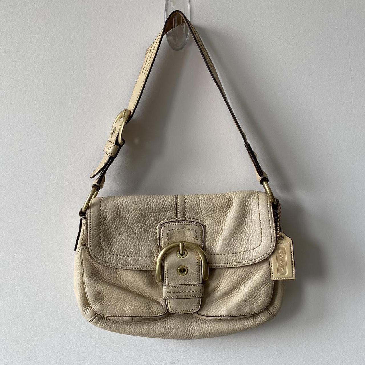 【y2k】Coach Accessory pouch leather Beige y2k】Coach Accessory pouch leather Beige - メルカリ