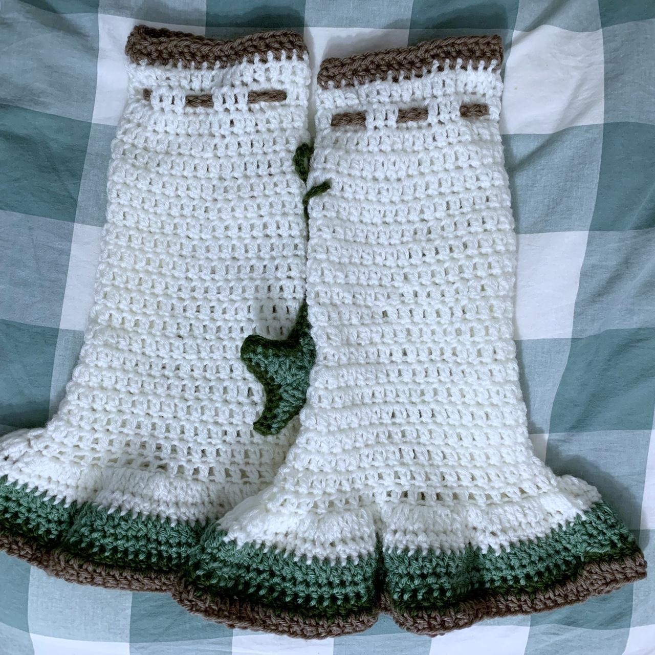 forest fairy star crochet leg warmers , soft white