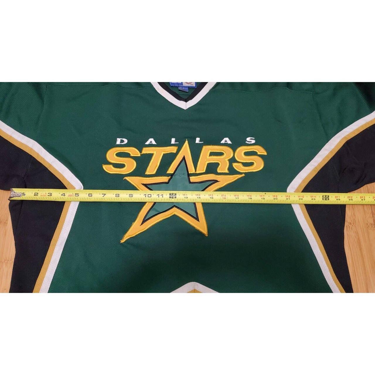 Vintage 90s multicolored stitched Dallas Stars - Depop