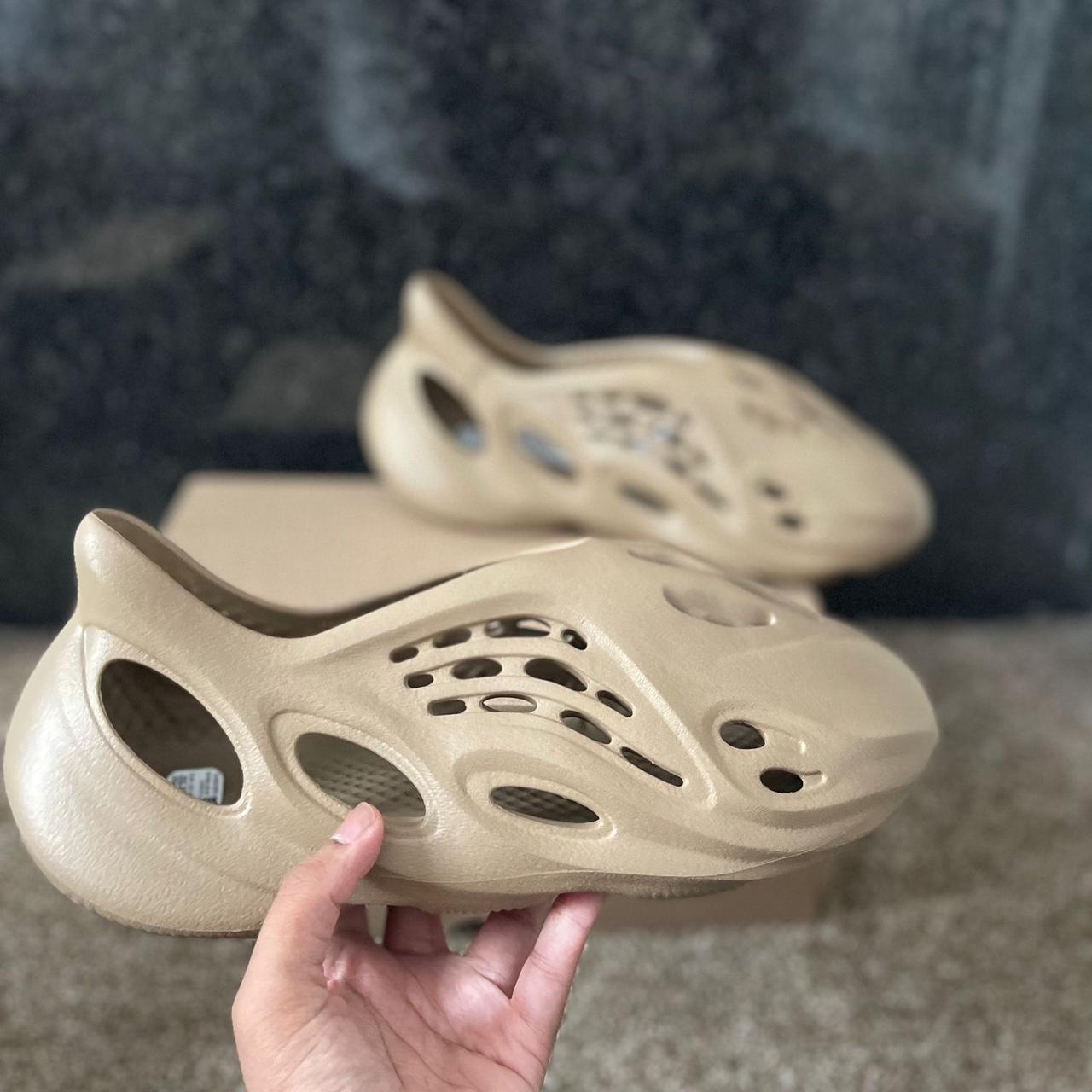 yeezy cloudfoam