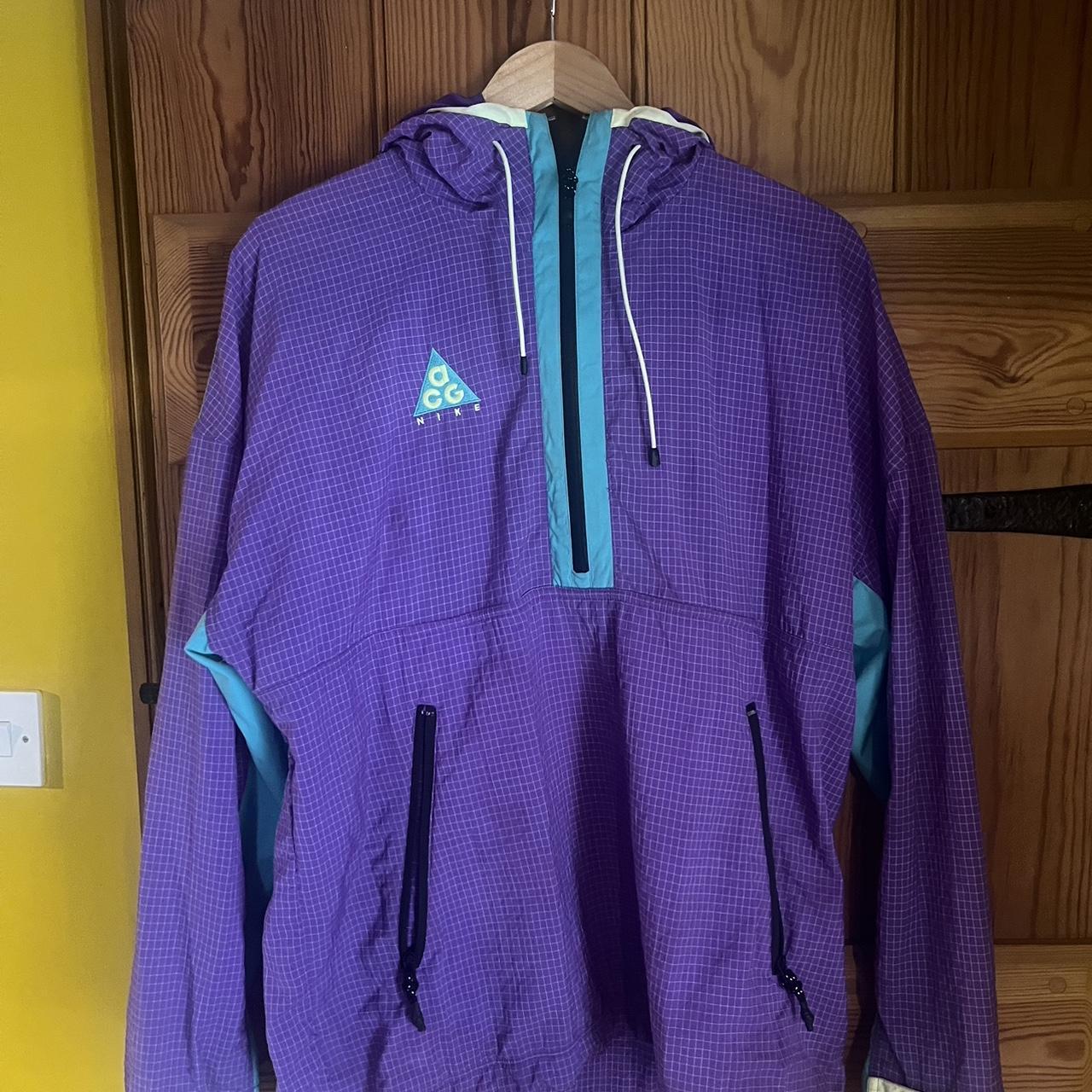 Nike ACG woven jacket Mens XS oversized fits a medium