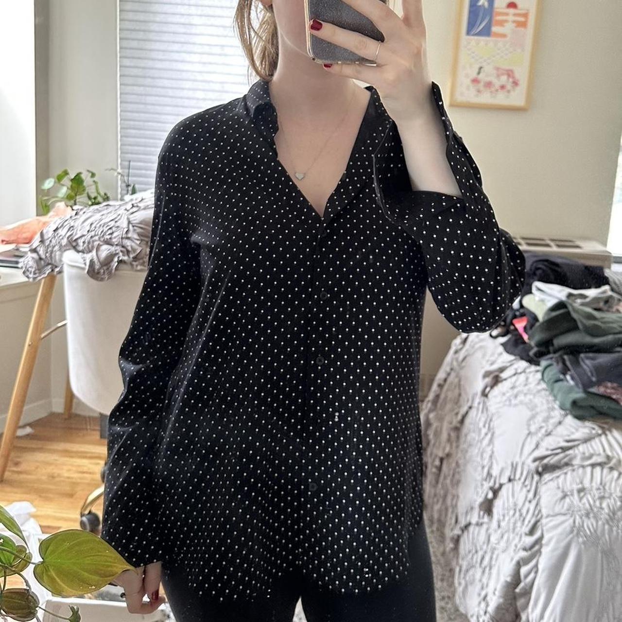 uniqlo polka dot blouse