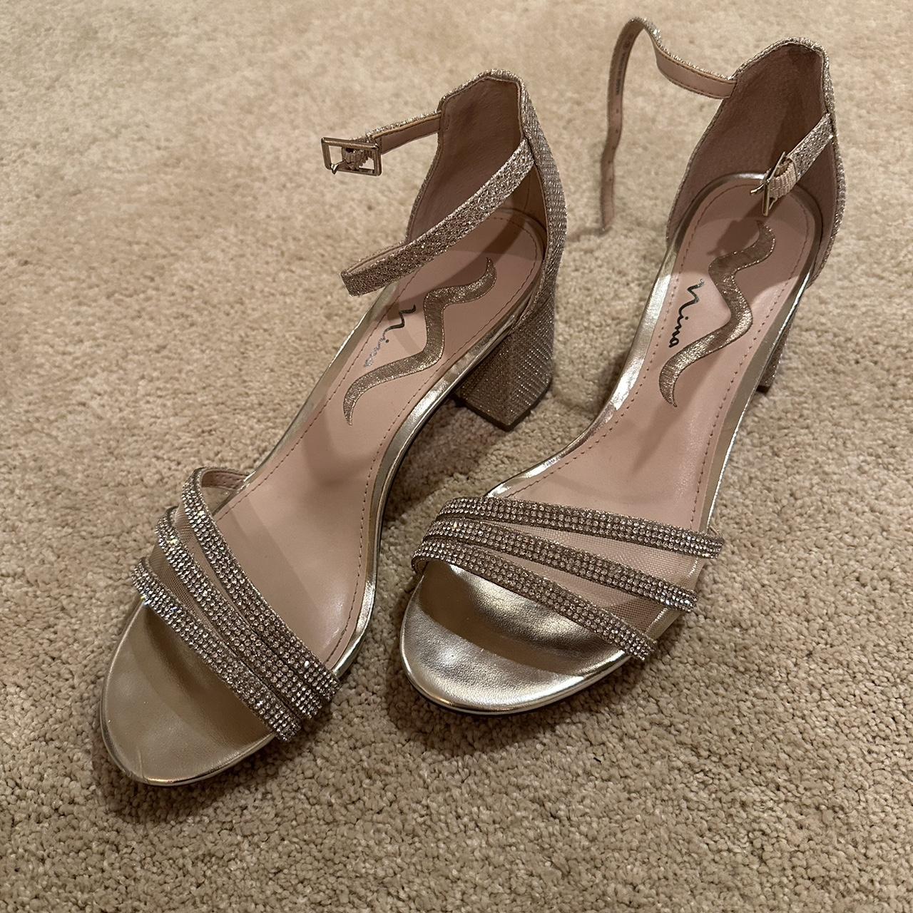 Silver heels in on sale store