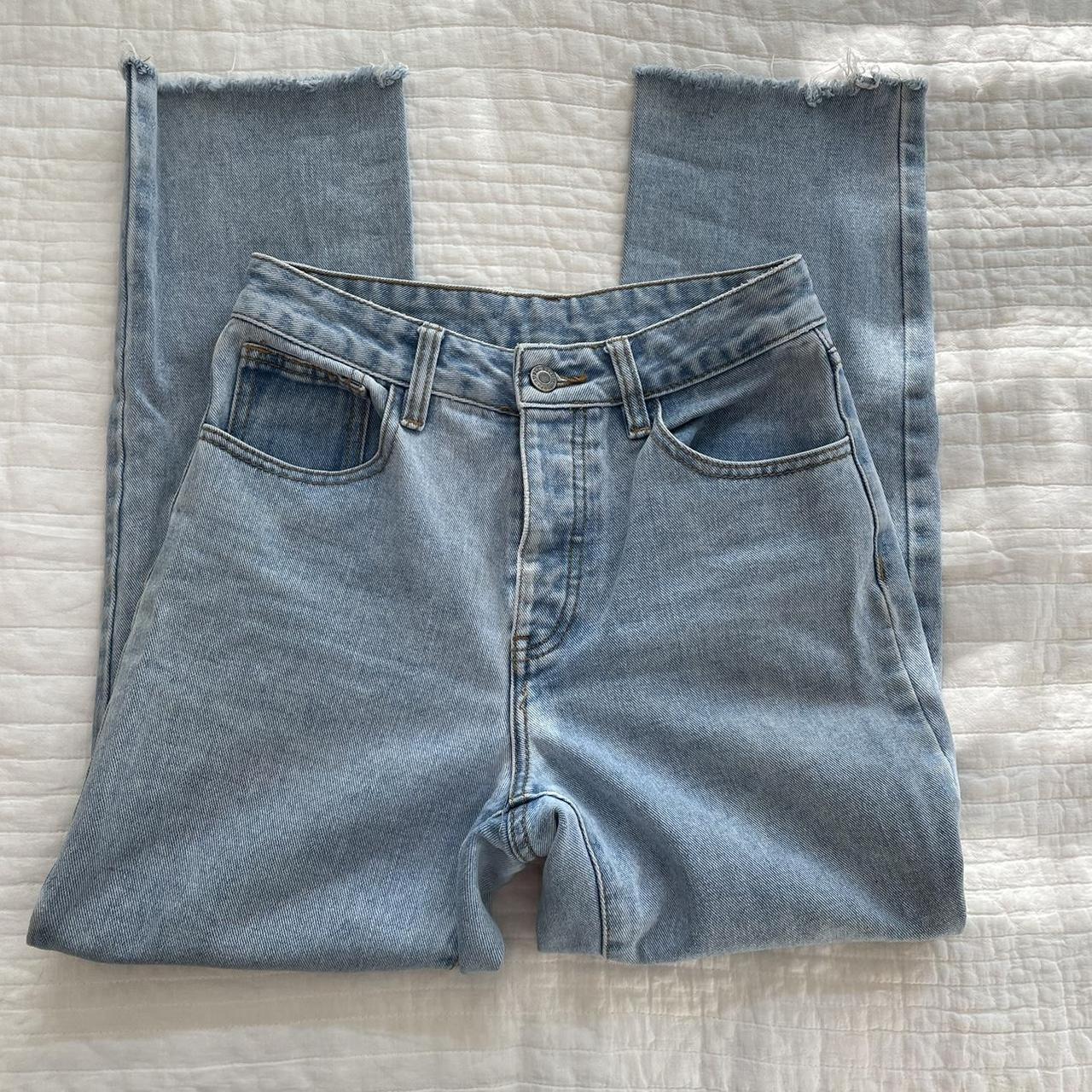 Brandy Melville jeans fit like a 24 Depop