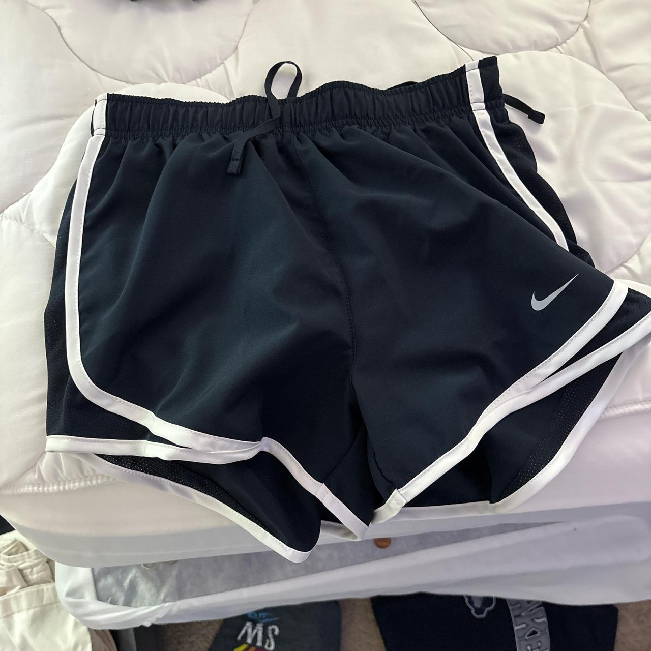 item listed by peyton_up