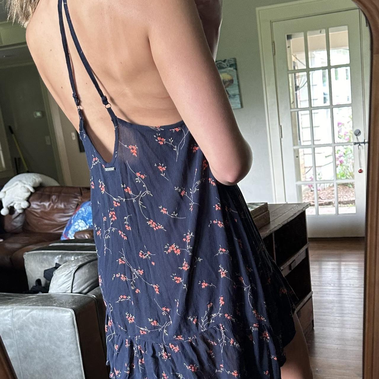 Volcom outlets backless dress navy blue floral