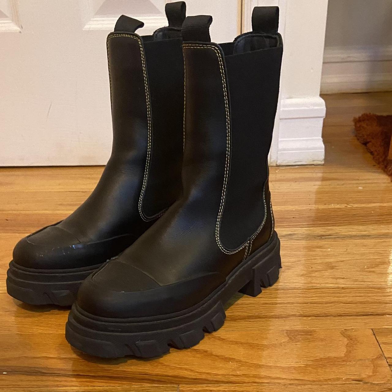 GANNI BLACK MID 50mm CHELSEA BOOTS barely worm... - Depop