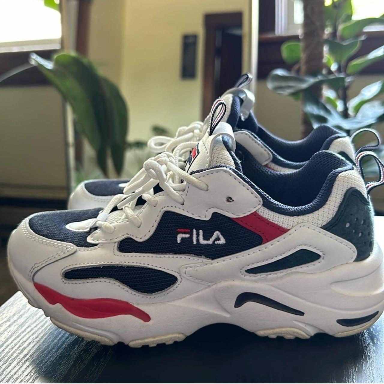 Fila trainers junior size 1 best sale