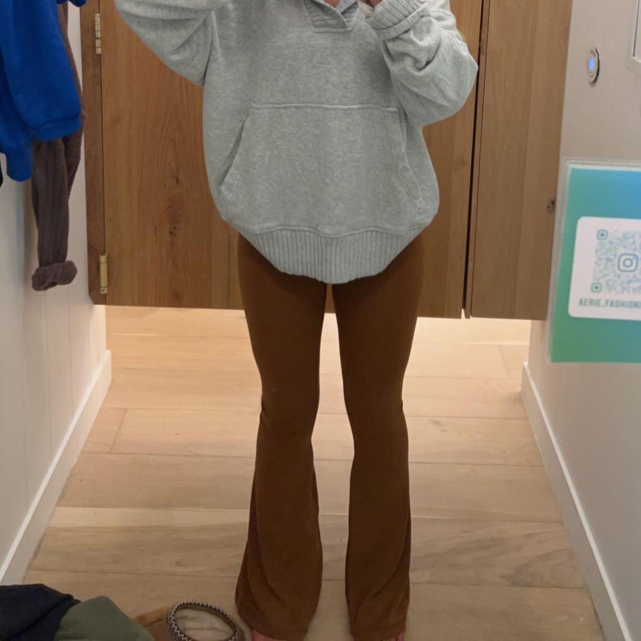 Aerie Women's Yellow Leggings Depop