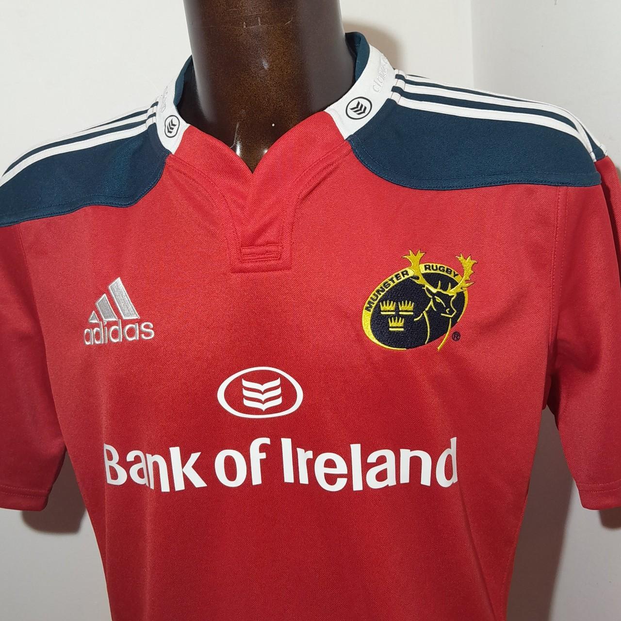 MUNSTER RUGBY home jersey ADULTS LARGE Like it's... - Depop