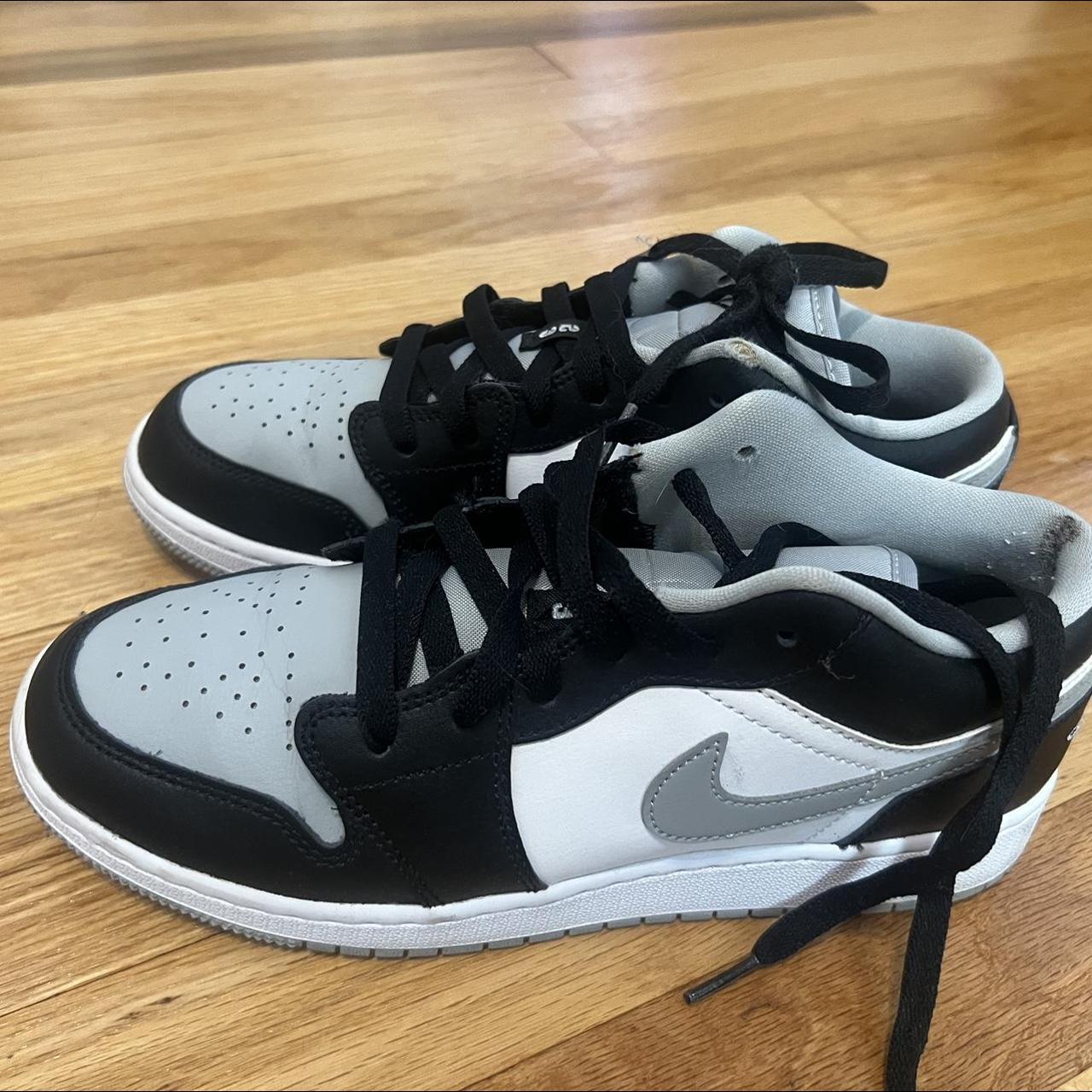 womens grey and pink jordans
