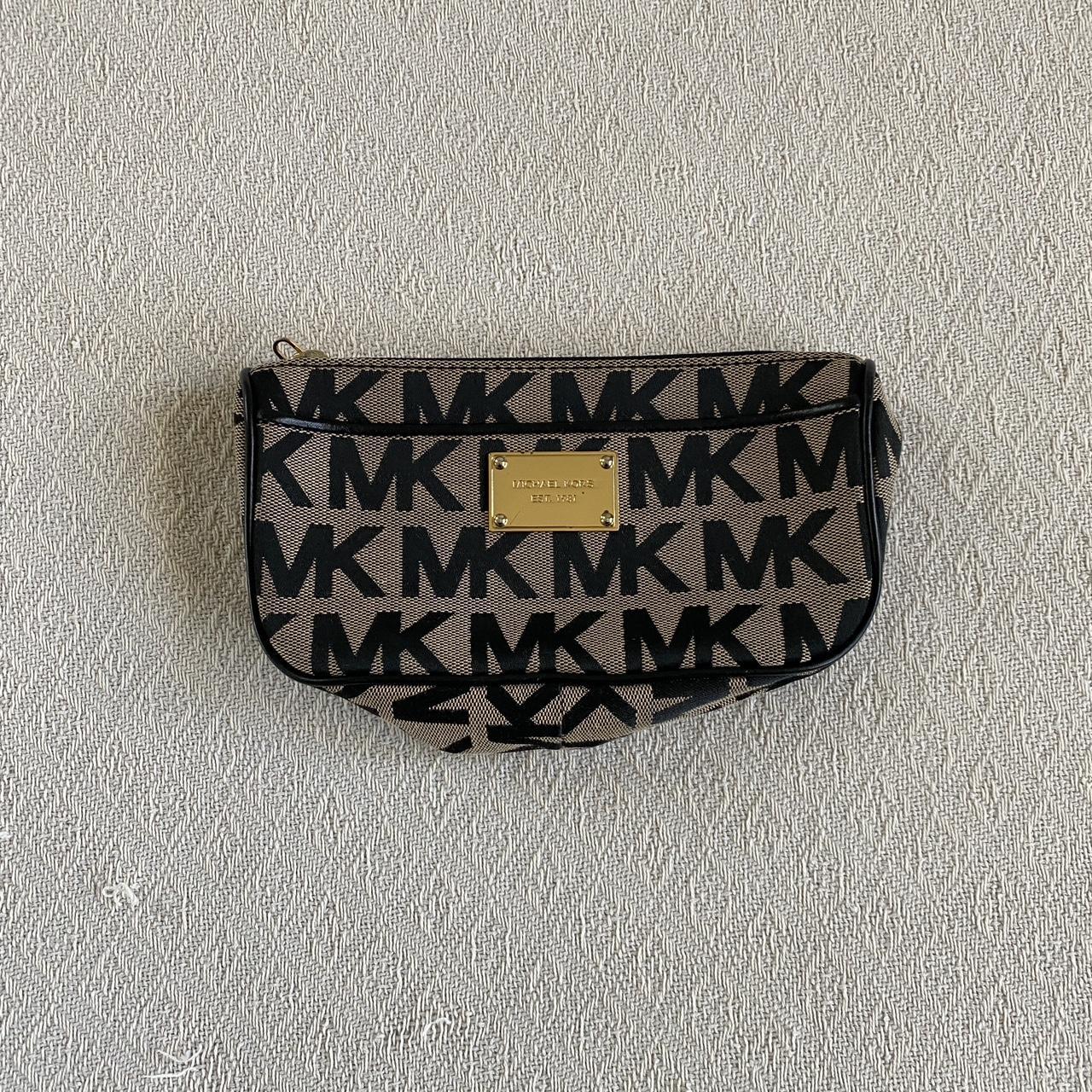 Michael Kors Black And Brown Bag michael kors clutch travel bag - excellent... - Depop