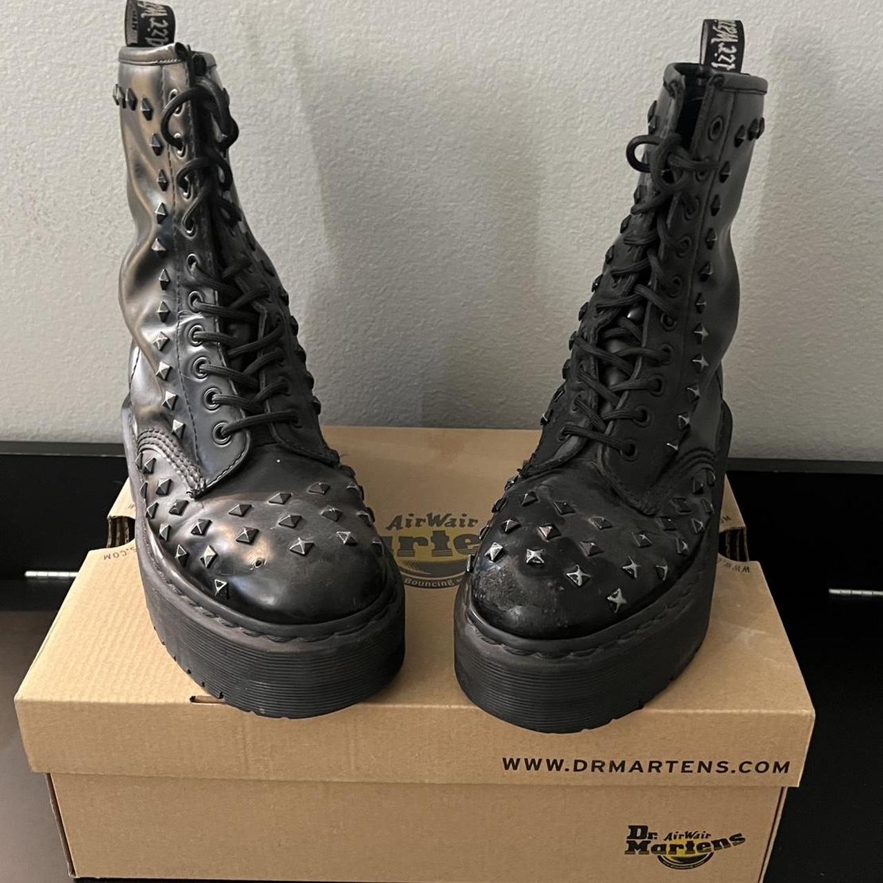 Hard to find and discontinued Dr. Martens 1490 STUD