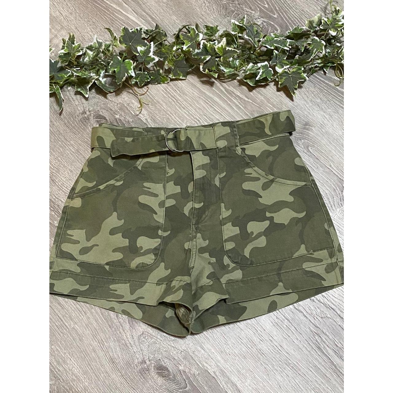 Camouflage Hollister jeans shorts in excellent. Depop