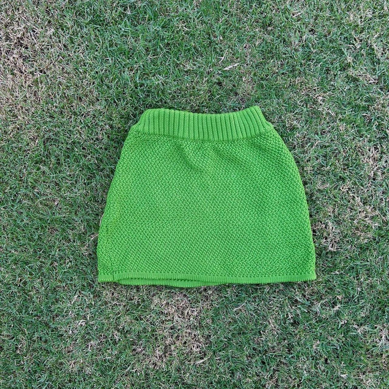 🤍Insanely cute mini green skirt from Princess Polly!... Depop