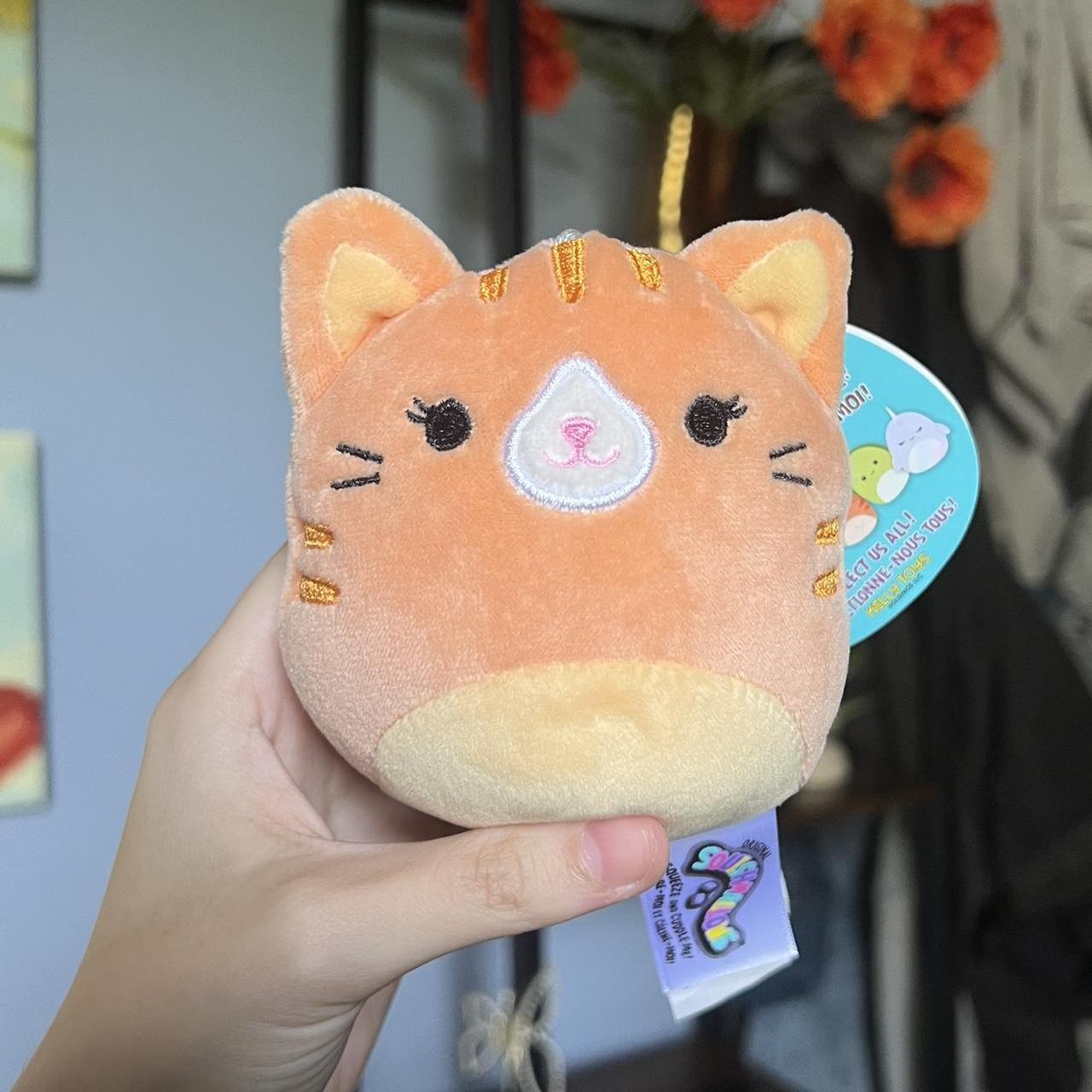 Gigi UK Squishmallow top Clip