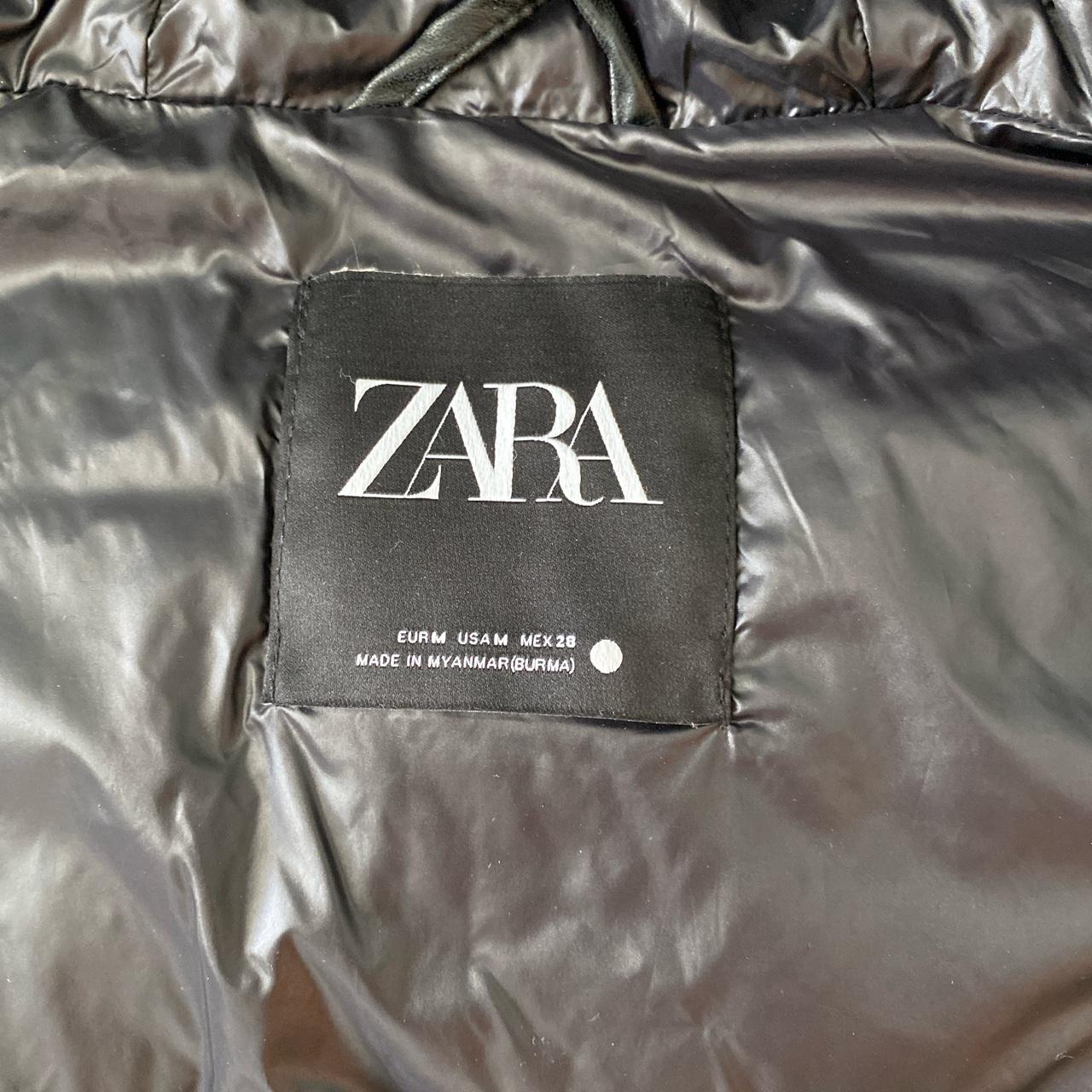 Zara Women's Black Gilet (2)