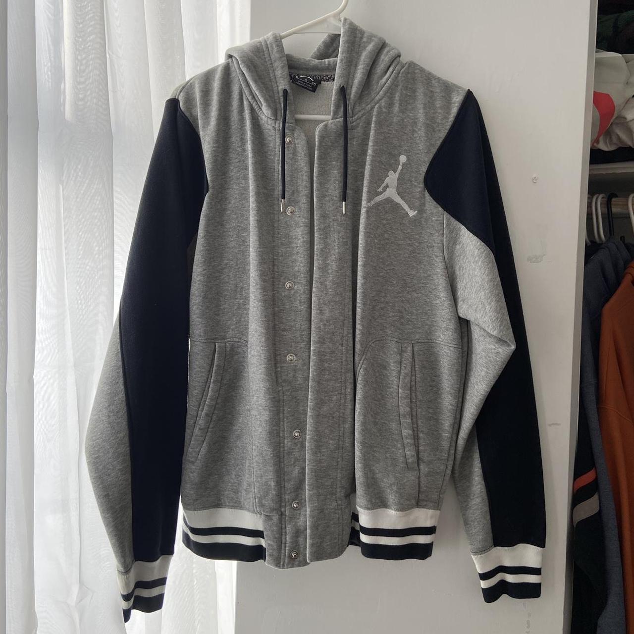 item listed by sunnabak