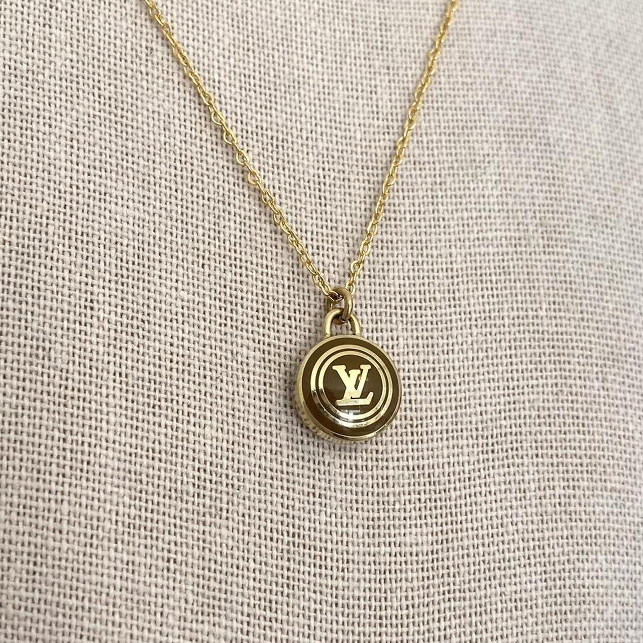 Louis Vuitton Navy Circle Charm Necklace Chain: 19 - Depop