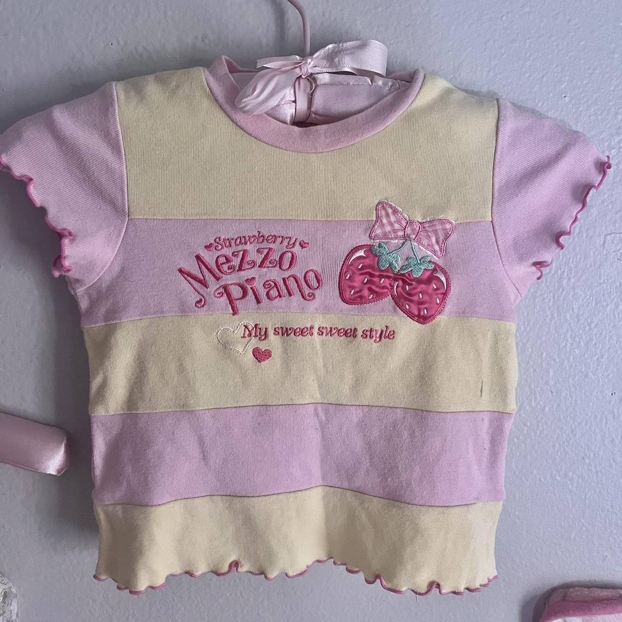 pink and yellow strawberry mezzo piano shirt 🎀🍓 ૮