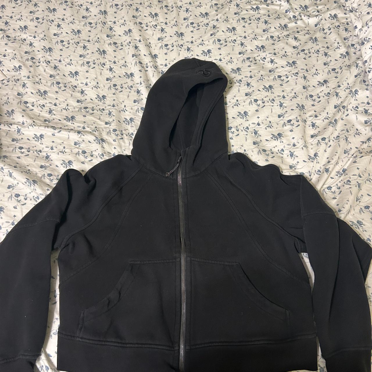 Black Lululemon Scuba Dupe Size Medium - Depop