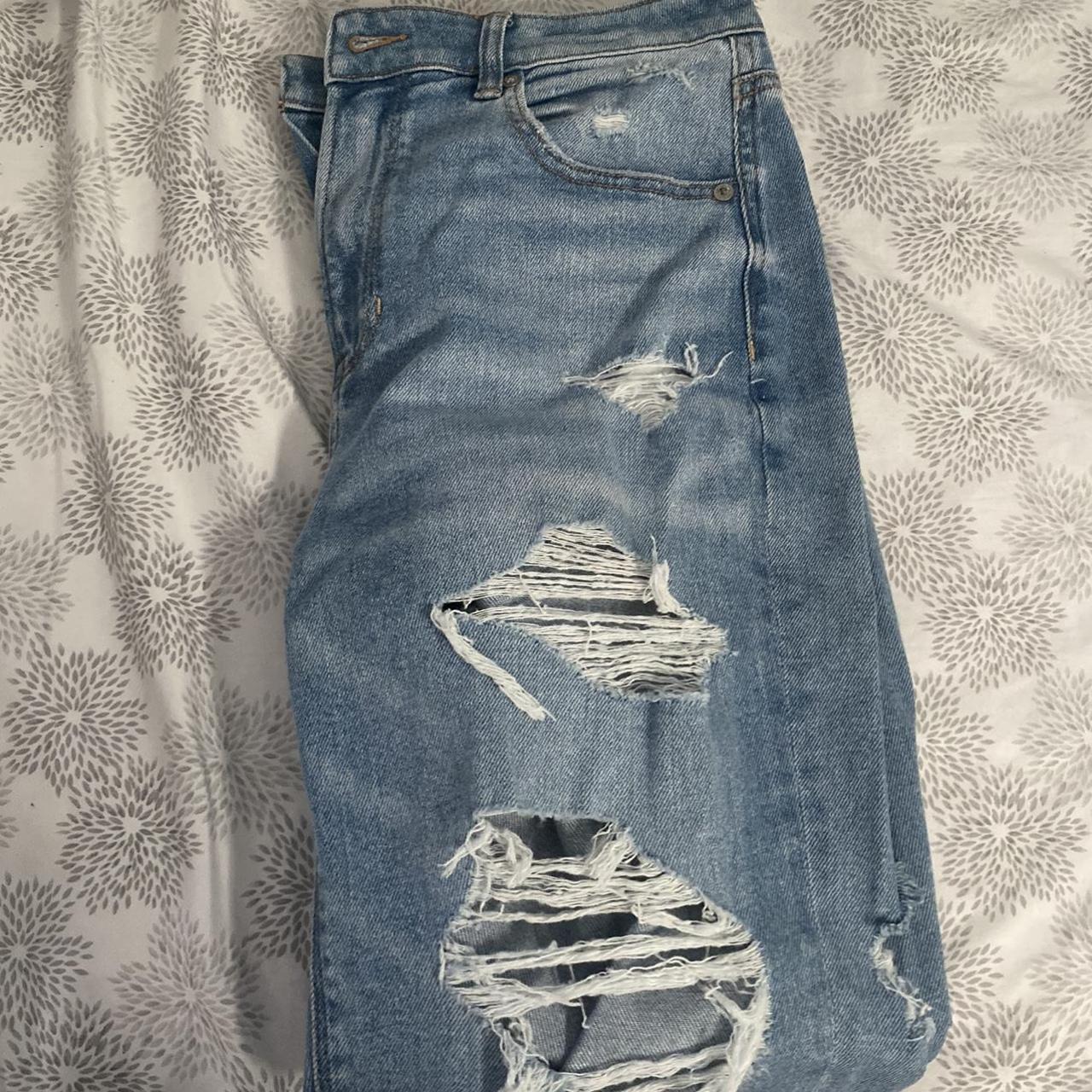 women’s american eagle mom jeans size 8 worn... Depop