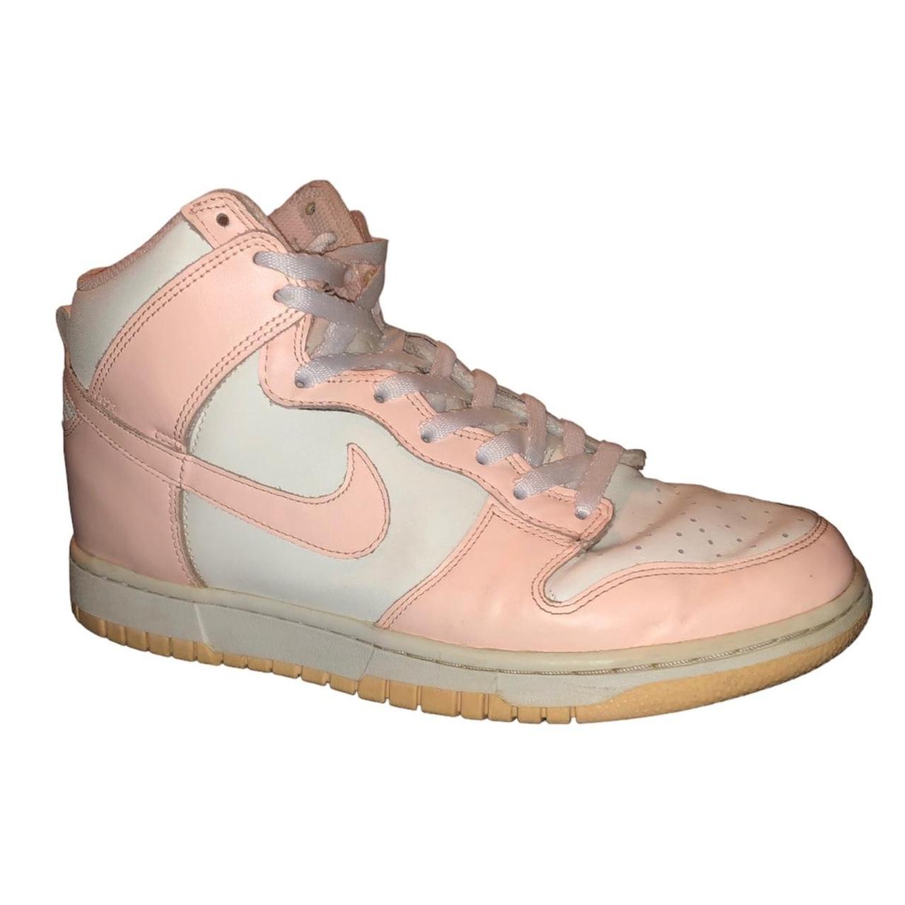 dunk high crimson tint outfit