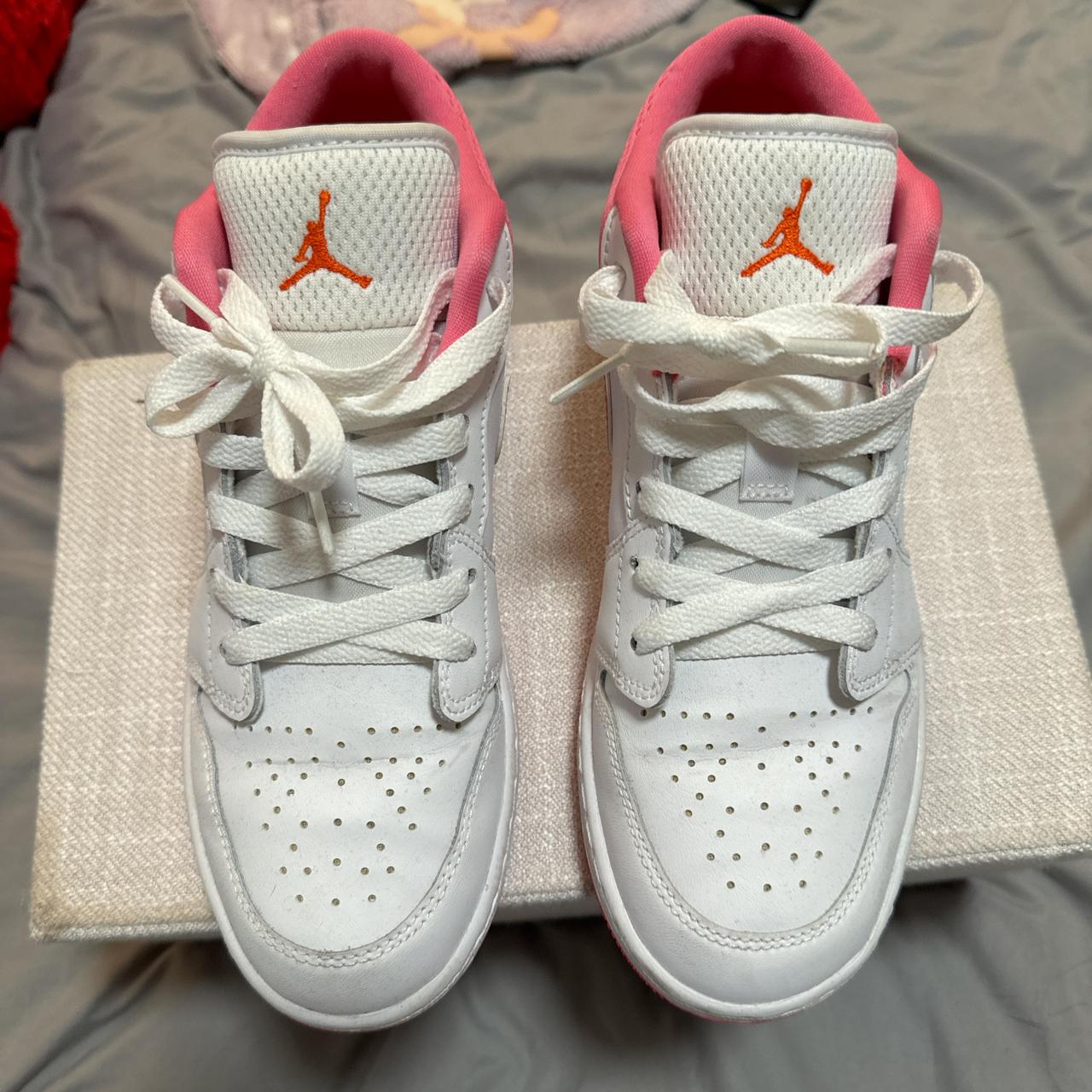 item listed by hannahhoffman__