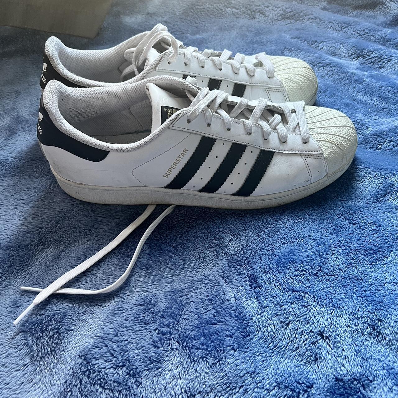 Adidas Men's White and Black Trainers | Depop