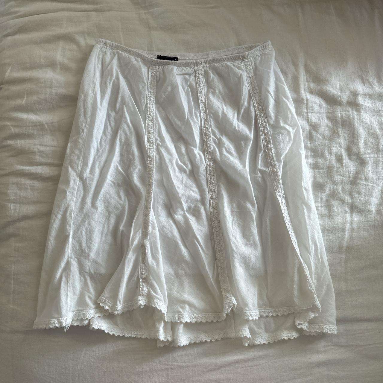 Wet Seal Women's White Skirt | Depop