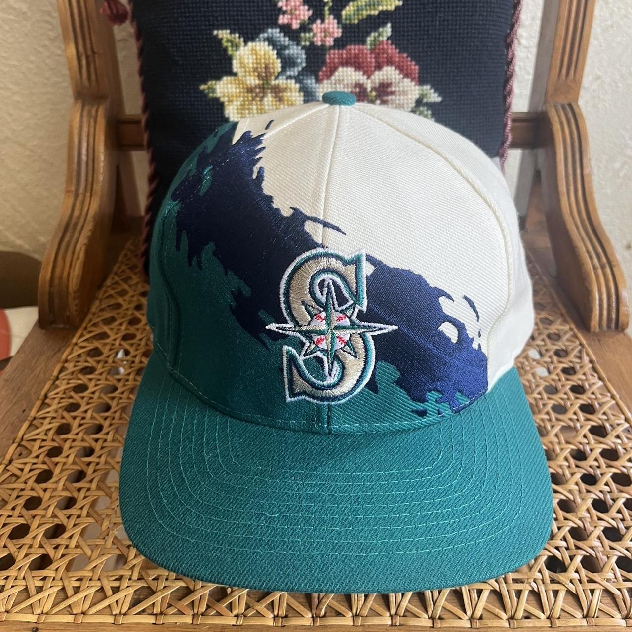 Vintage Logo 7 Seattle Mariners Snapback Cap 