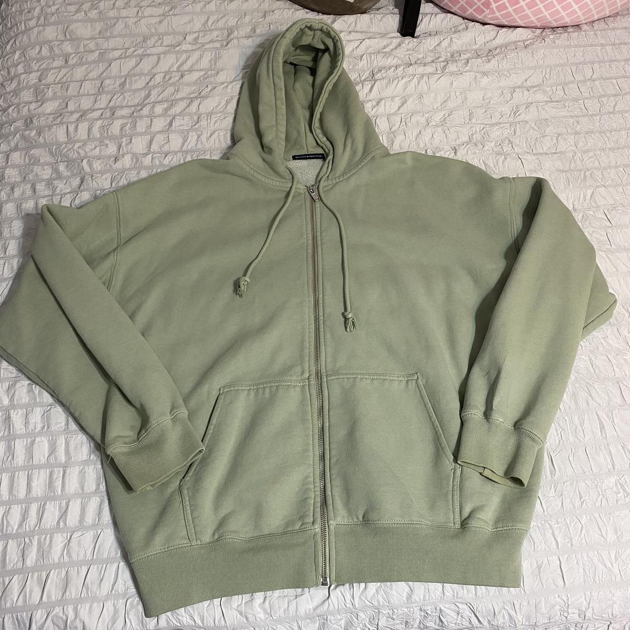 Brandy Melville Hoodie Oversized fit Like new - Depop