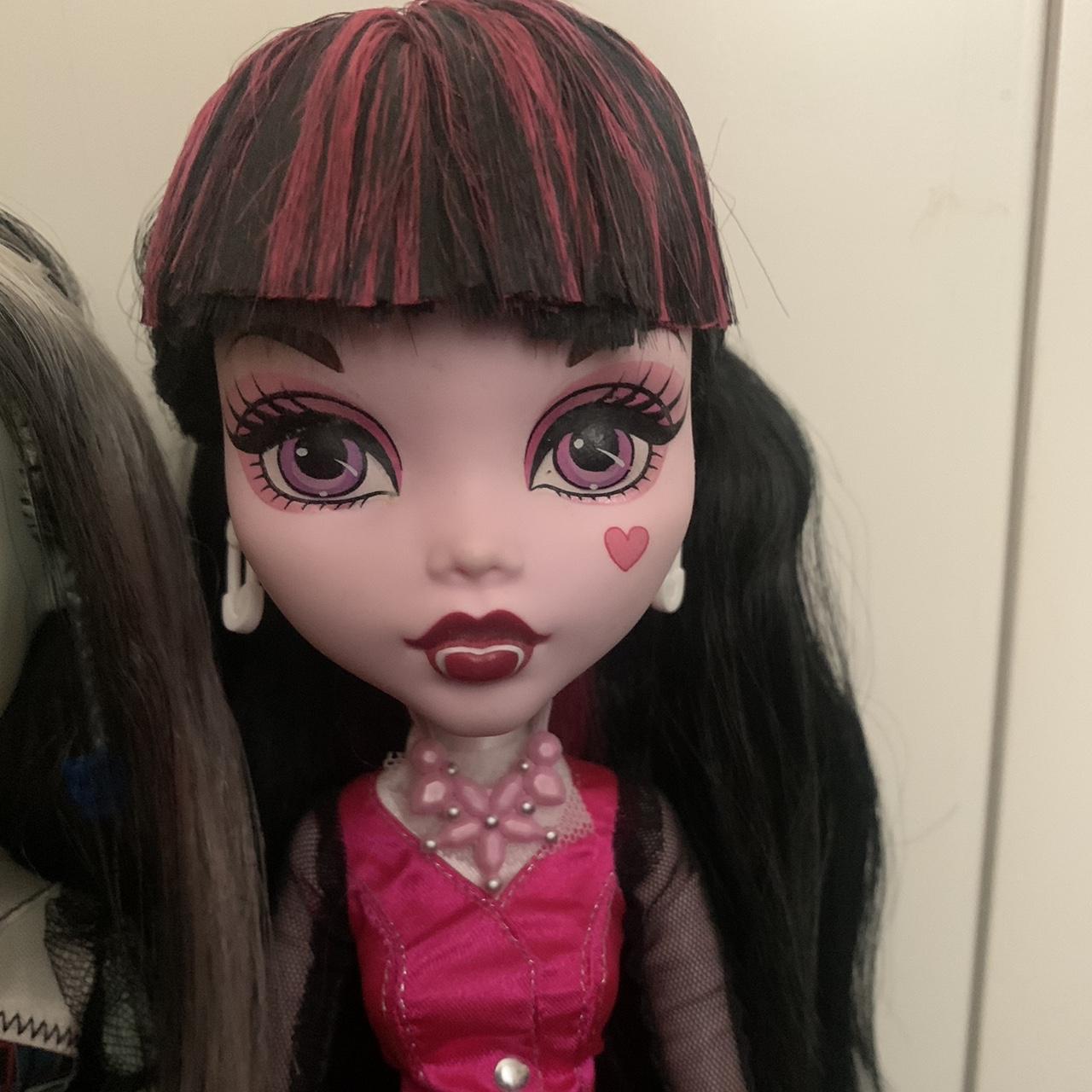 monster high frightfully tall doll 17” draculaura... - Depop